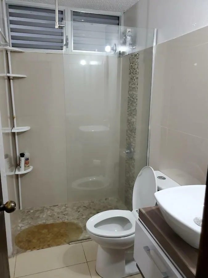 サンジョアンBeach Front Apt Isla Verde Aveアパートメント プエルトリコ